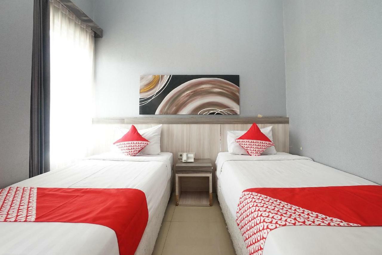 Oyo 289 Hotel Dalwa Syariah Pasuruan Εξωτερικό φωτογραφία