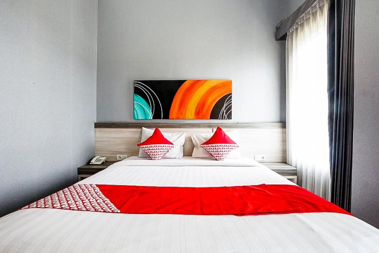 Oyo 289 Hotel Dalwa Syariah Pasuruan Εξωτερικό φωτογραφία