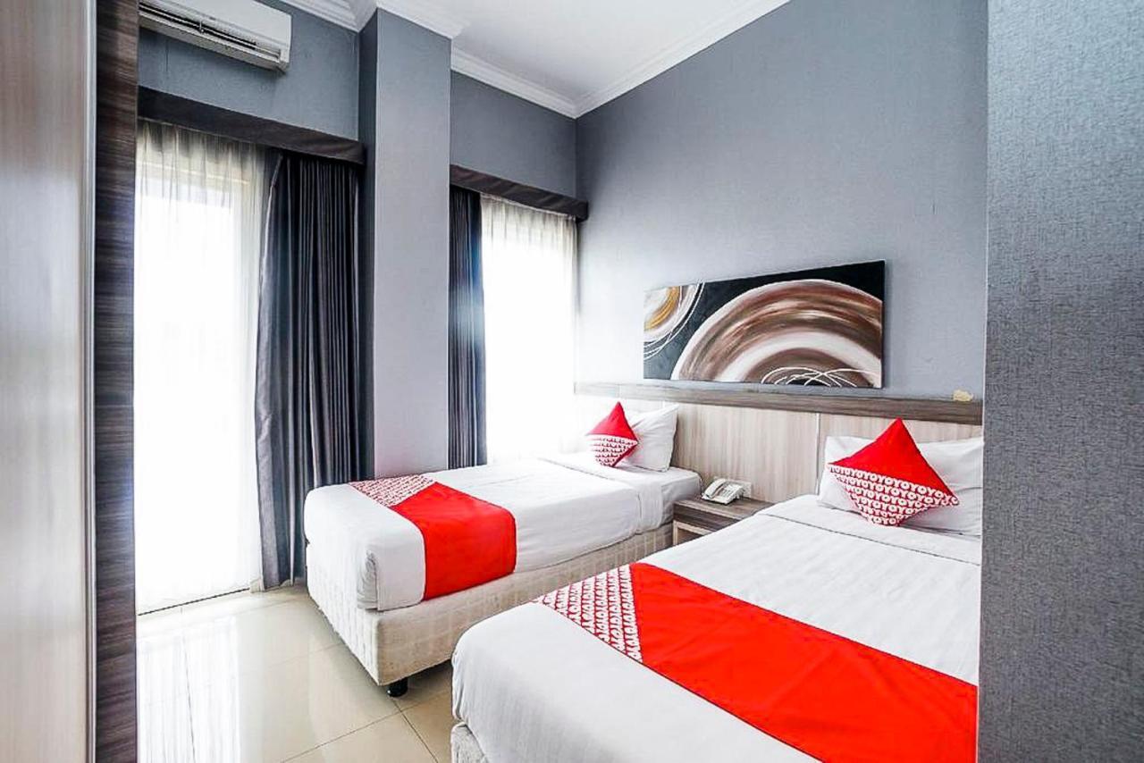 Oyo 289 Hotel Dalwa Syariah Pasuruan Εξωτερικό φωτογραφία
