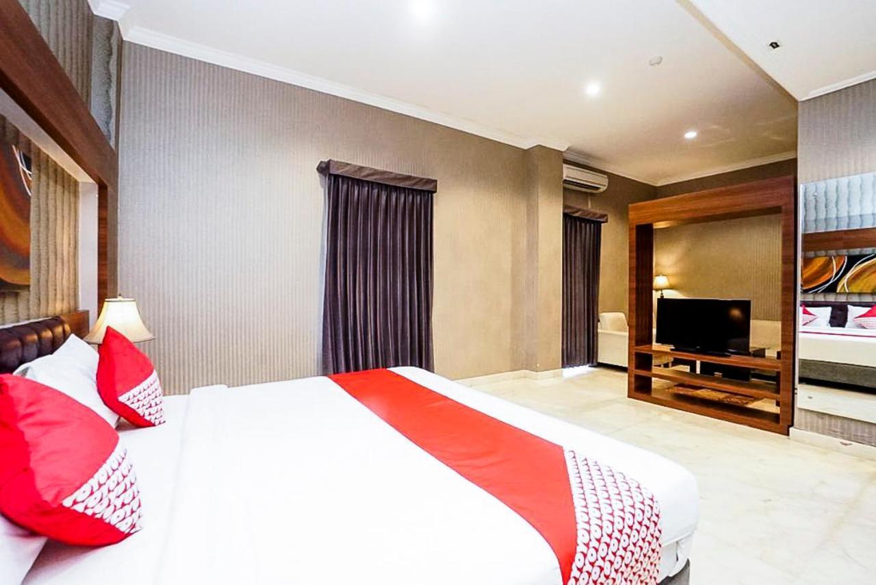 Oyo 289 Hotel Dalwa Syariah Pasuruan Εξωτερικό φωτογραφία