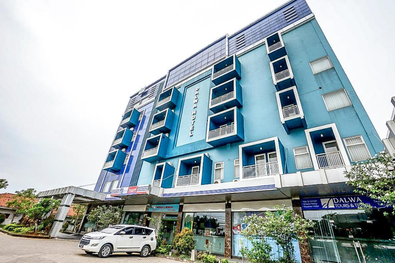Oyo 289 Hotel Dalwa Syariah Pasuruan Εξωτερικό φωτογραφία