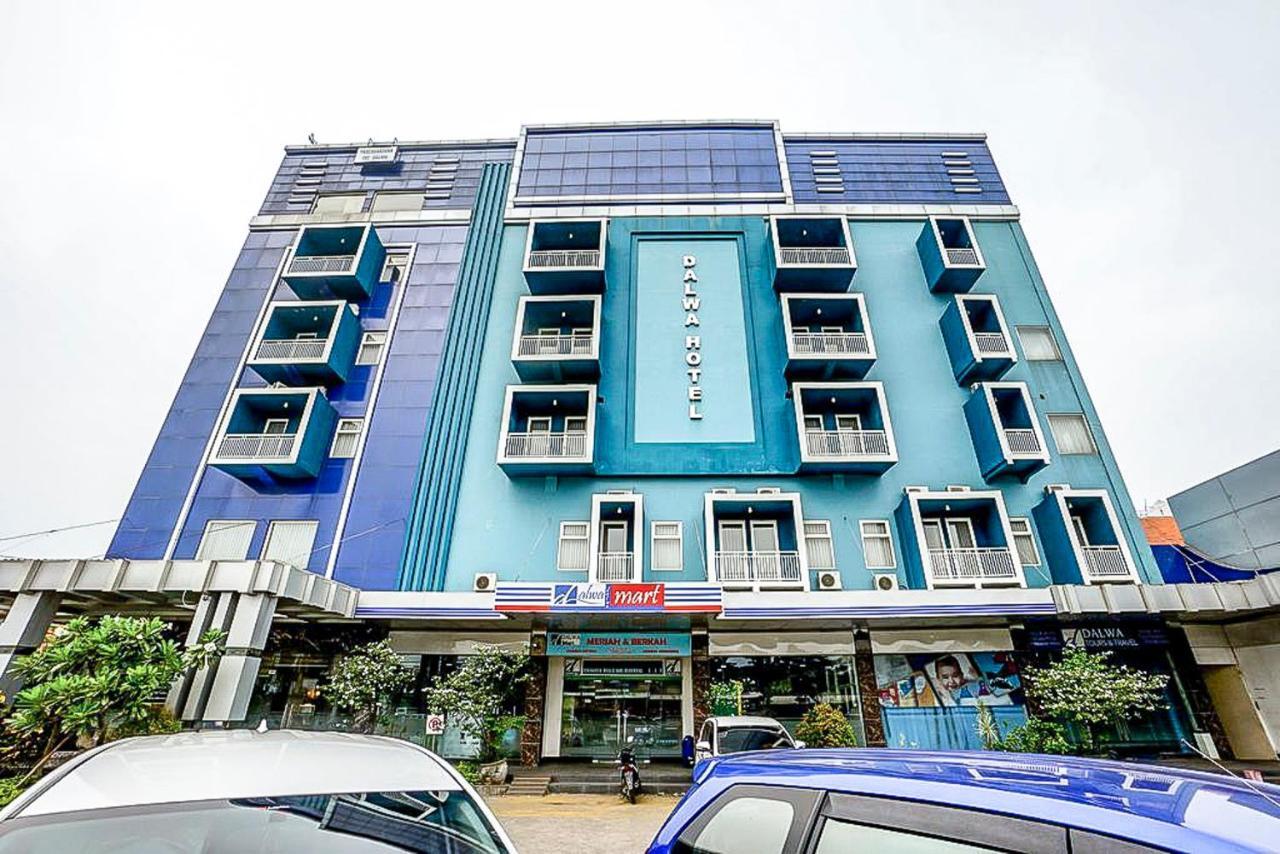 Oyo 289 Hotel Dalwa Syariah Pasuruan Εξωτερικό φωτογραφία